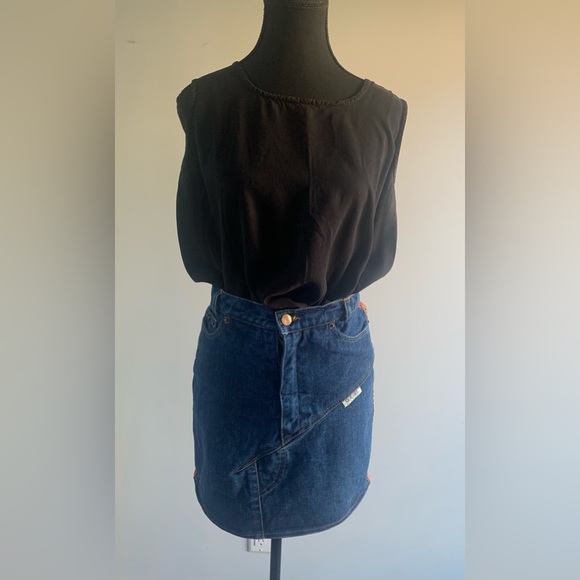 Diesel denim mini skirt - Picture 3 of 6